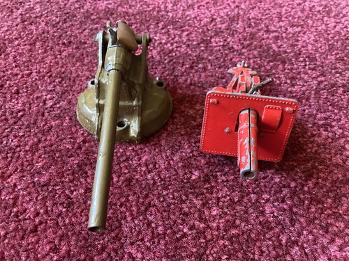 Britains 9705 red howitzer - britains,